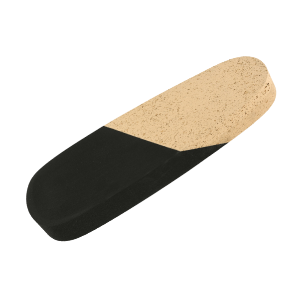 Le suole per ortopedia rappresentano una delle soluzioni fondamentali per garantire benessere, stabilità e comfort a chi soffre di problemi posturali o di appoggio del piede. PBS Soles Srl, con oltre 70 anni di esperienza nella produzione di suole di qualità, realizza suole ortopediche su misura, progettate per adattarsi perfettamente alla calzatura e rispondere alle esigenze dei calzaturifici e dei loro clienti.
